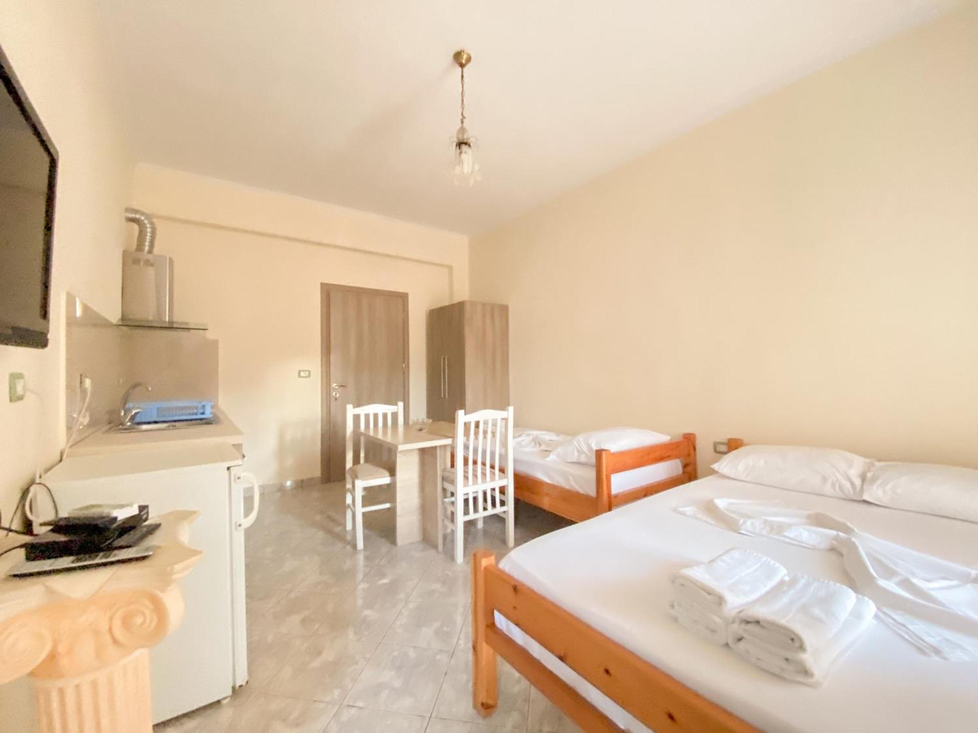 Summerland Saranda 外观 照片