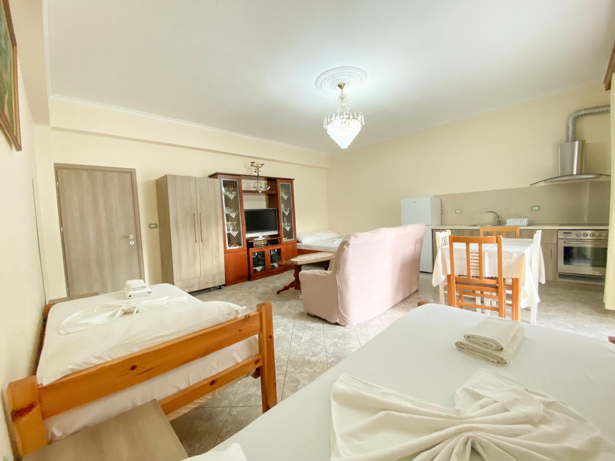 Summerland Saranda 外观 照片
