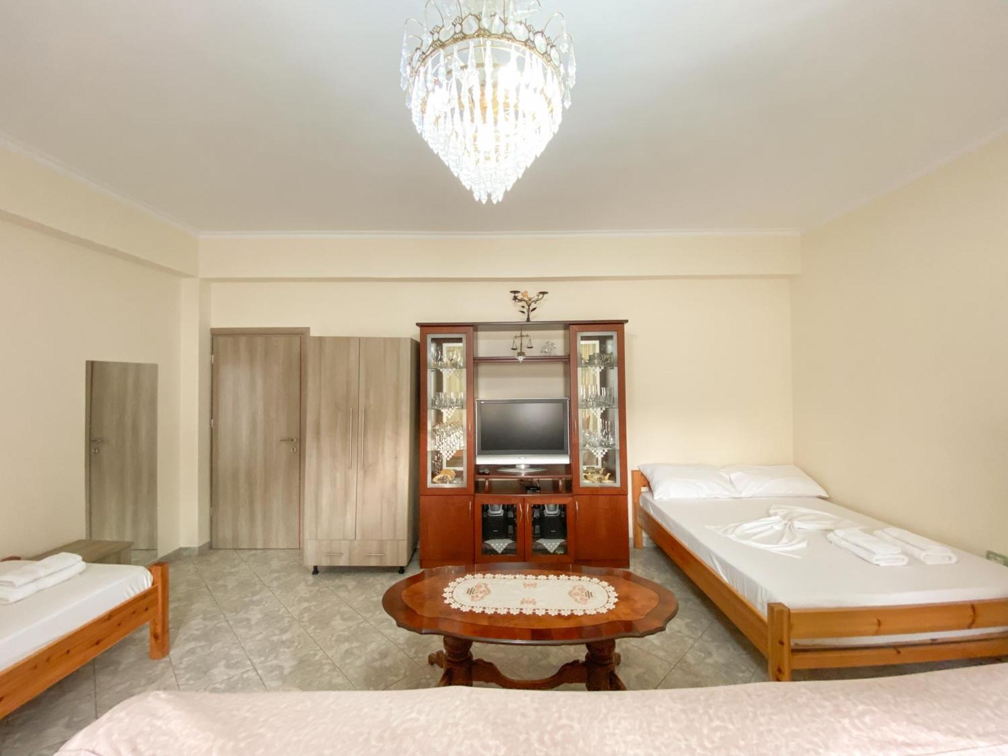 Summerland Saranda 外观 照片